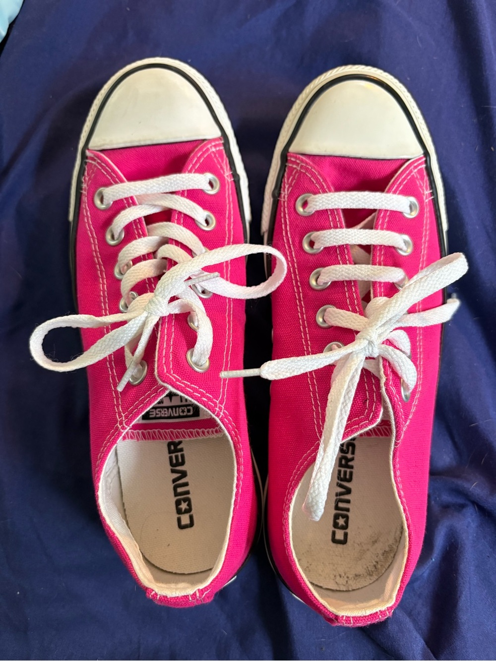 Converse Hot Pink Low-Top Canvas Sneakers women’s 8 men’s 6